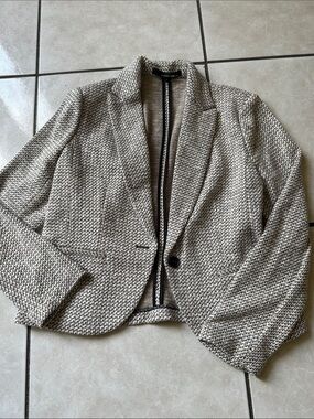 Amanda & Chelsea Cream and Black Knit Blazer Jacket